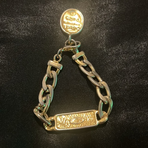 CHANEL Vintage 1980s Cuban Bracelet Gold Tone Made in France - Picture 4 of 8